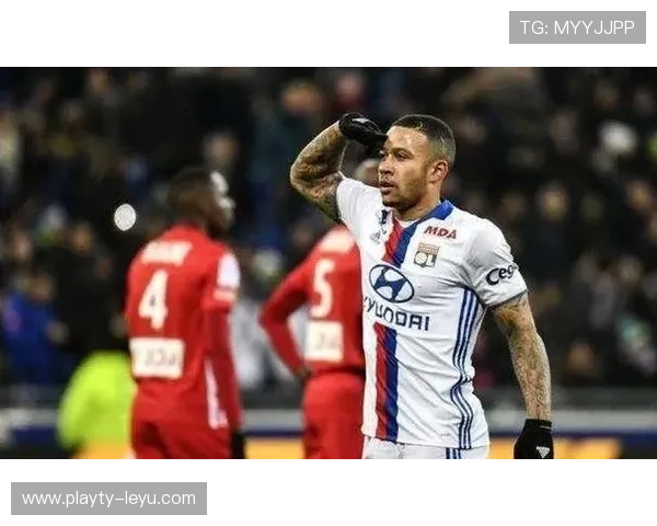 法国门将曼迪状态回升，引发球队关注